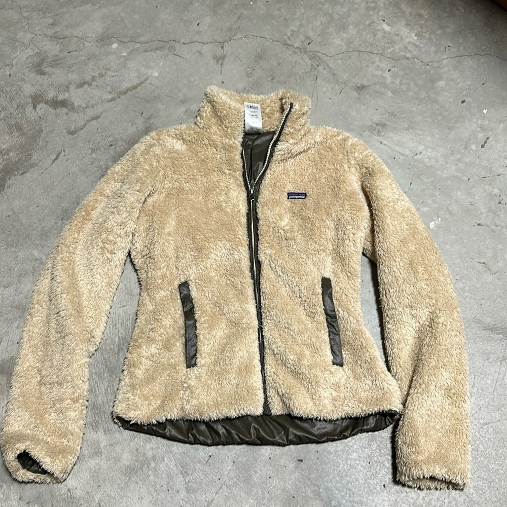 Vintage Patagonia Women's Fluffy Fleece Long Sleeve Teddy Outdoor jacket‎ size M